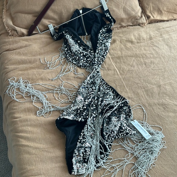Silver tinsel body suit - Picture 1 of 3